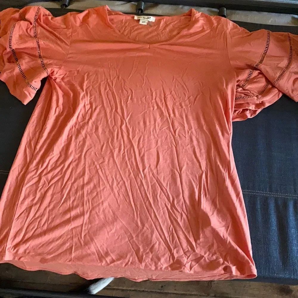 Simply Noelle Peach Top sz. S